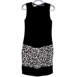 Michael Kors w/ animal print: Size: 2